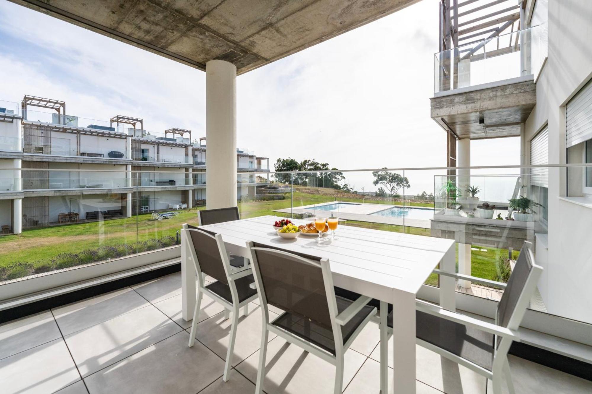 Mar A Vista - Condominium With Pool, Gym And Sea Views Nazaré Buitenkant foto