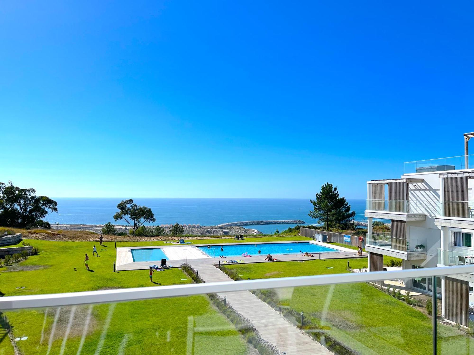 Mar A Vista - Condominium With Pool, Gym And Sea Views Nazaré Buitenkant foto