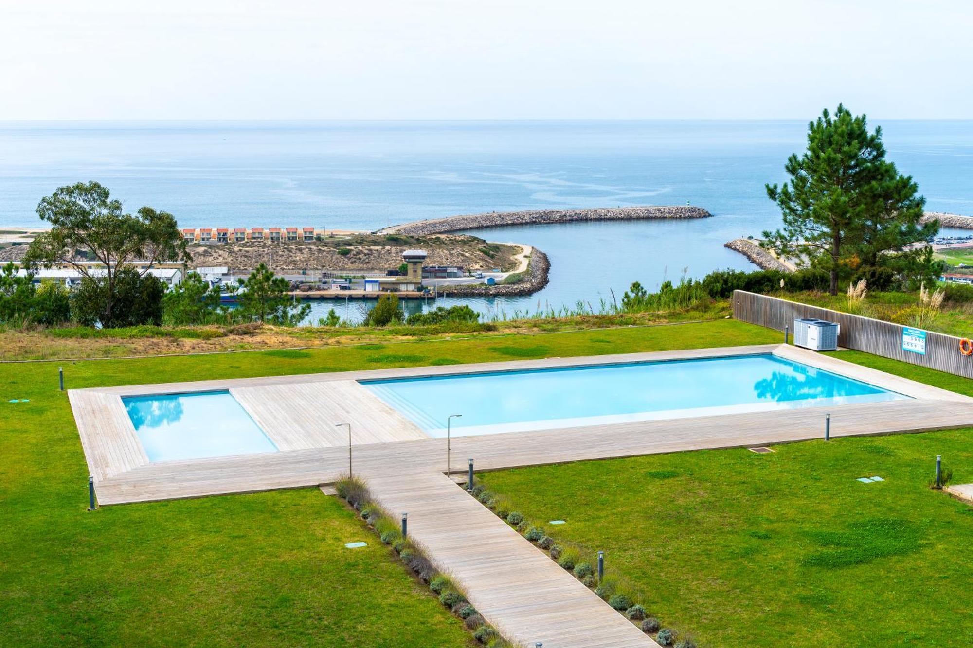 Mar A Vista - Condominium With Pool, Gym And Sea Views Nazaré Kamer foto