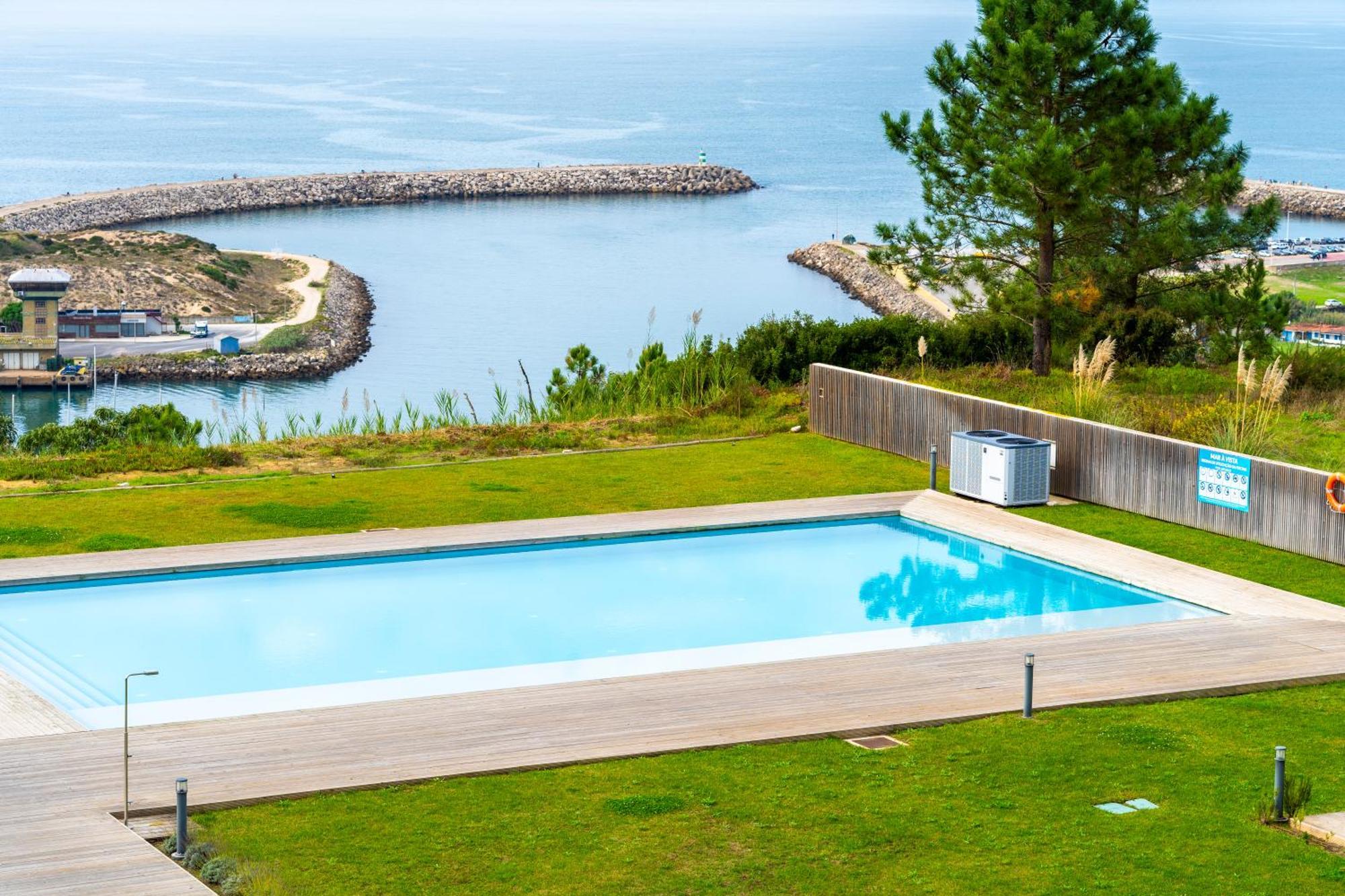 Mar A Vista - Condominium With Pool, Gym And Sea Views Nazaré Kamer foto